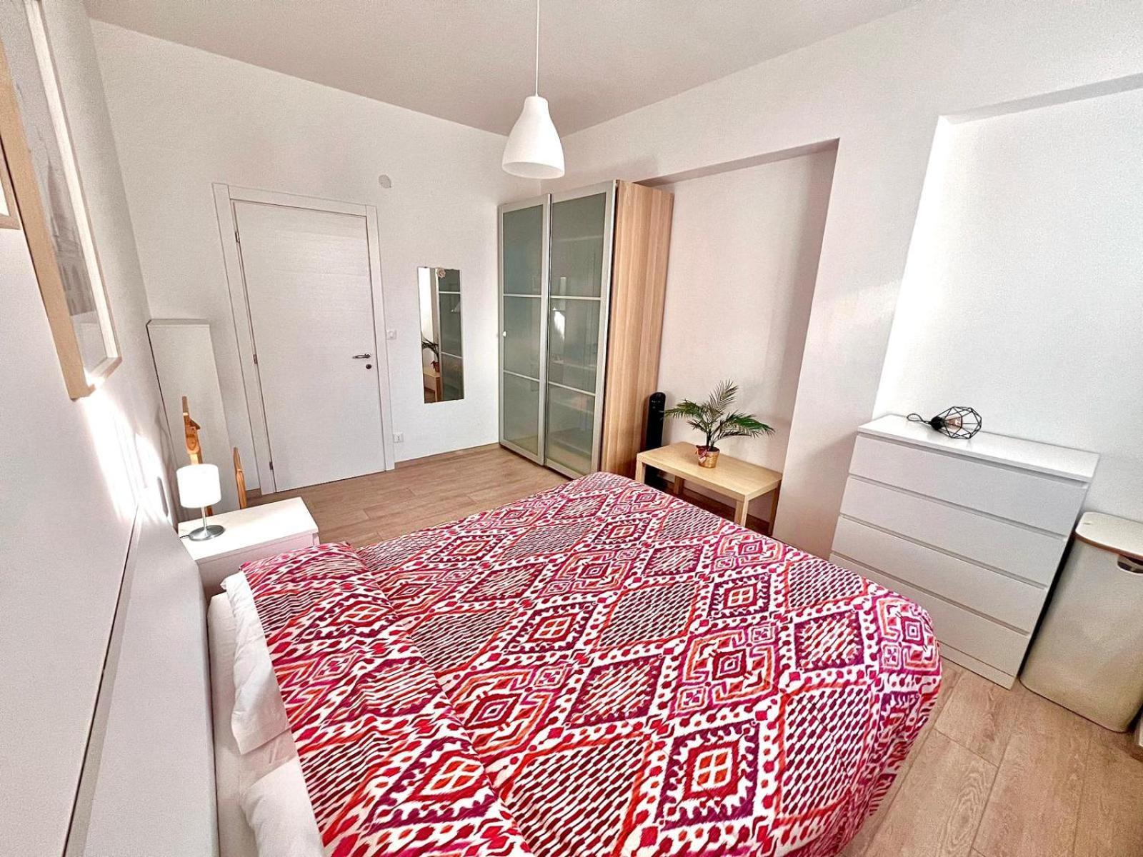 Casa Mila Appartement Savona Buitenkant foto