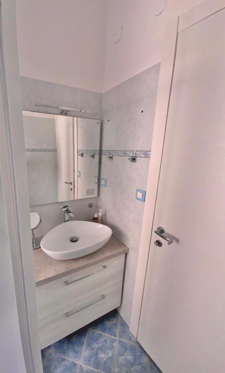 Casa Mila Appartement Savona Buitenkant foto